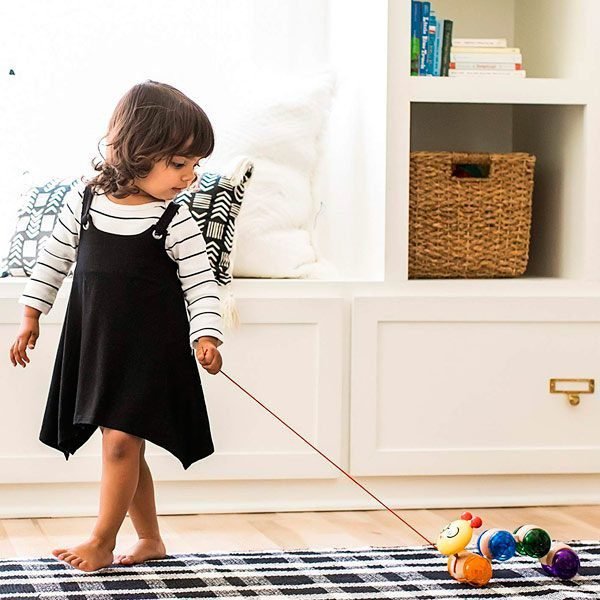 Goula 53454 – Chenille Articulée En Bois à Tirer – Idéale Pour Les Premiers Pas De Bébé Dès 1 An
